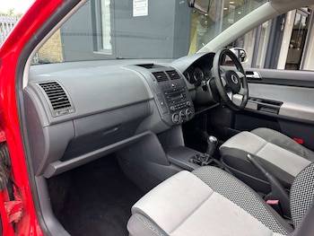 Used Volkswagen Polo 2008 for sale - 79068078: Photo