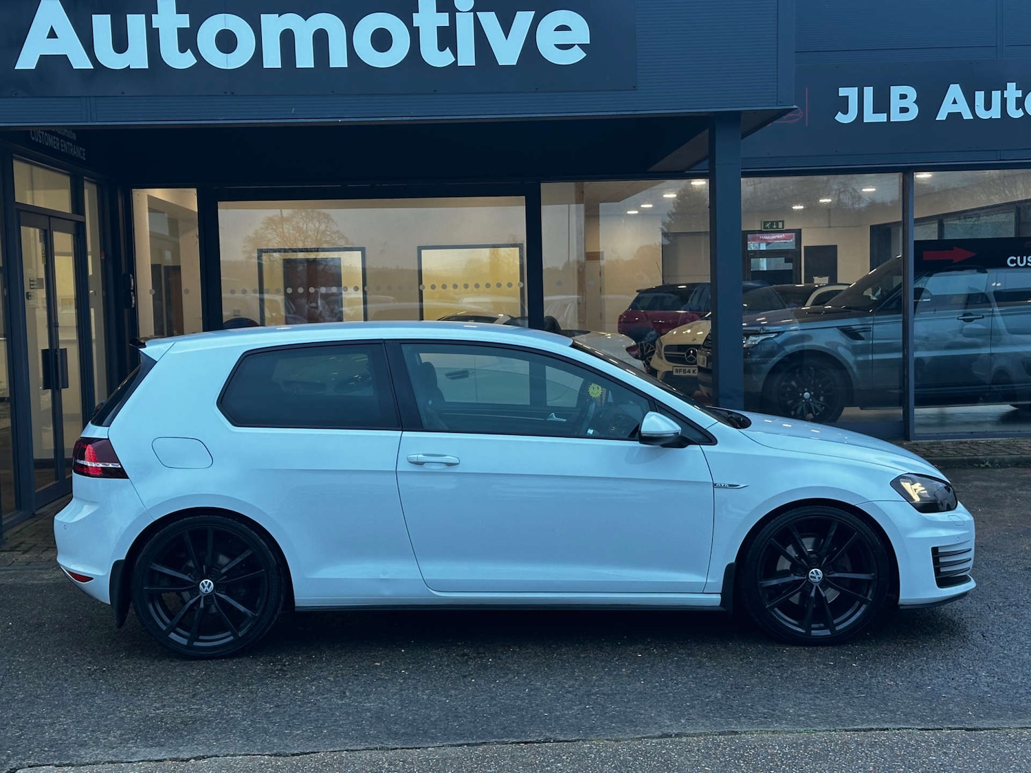 Used Volkswagen Golf 2014 for sale - 77173424: Photo 7