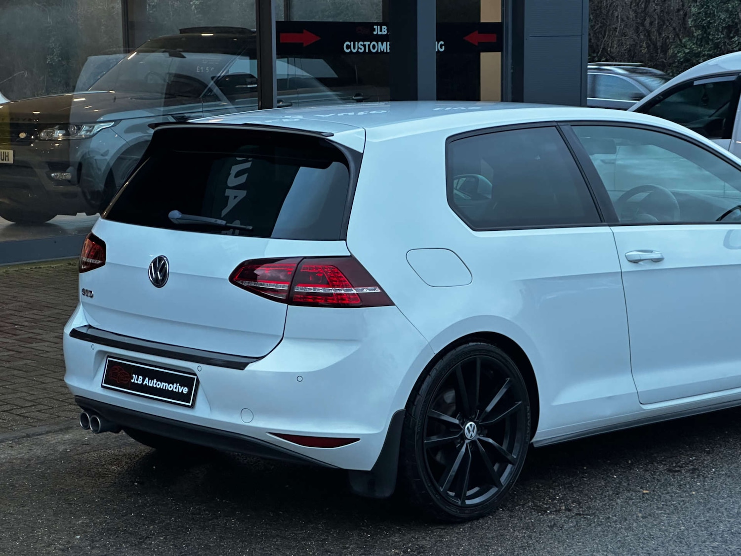 Used Volkswagen Golf 2014 for sale - 77173424: Photo 8