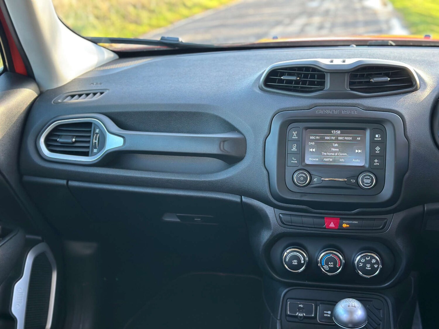 Used Jeep Renegade 2016 for sale - 76696664: Photo 16