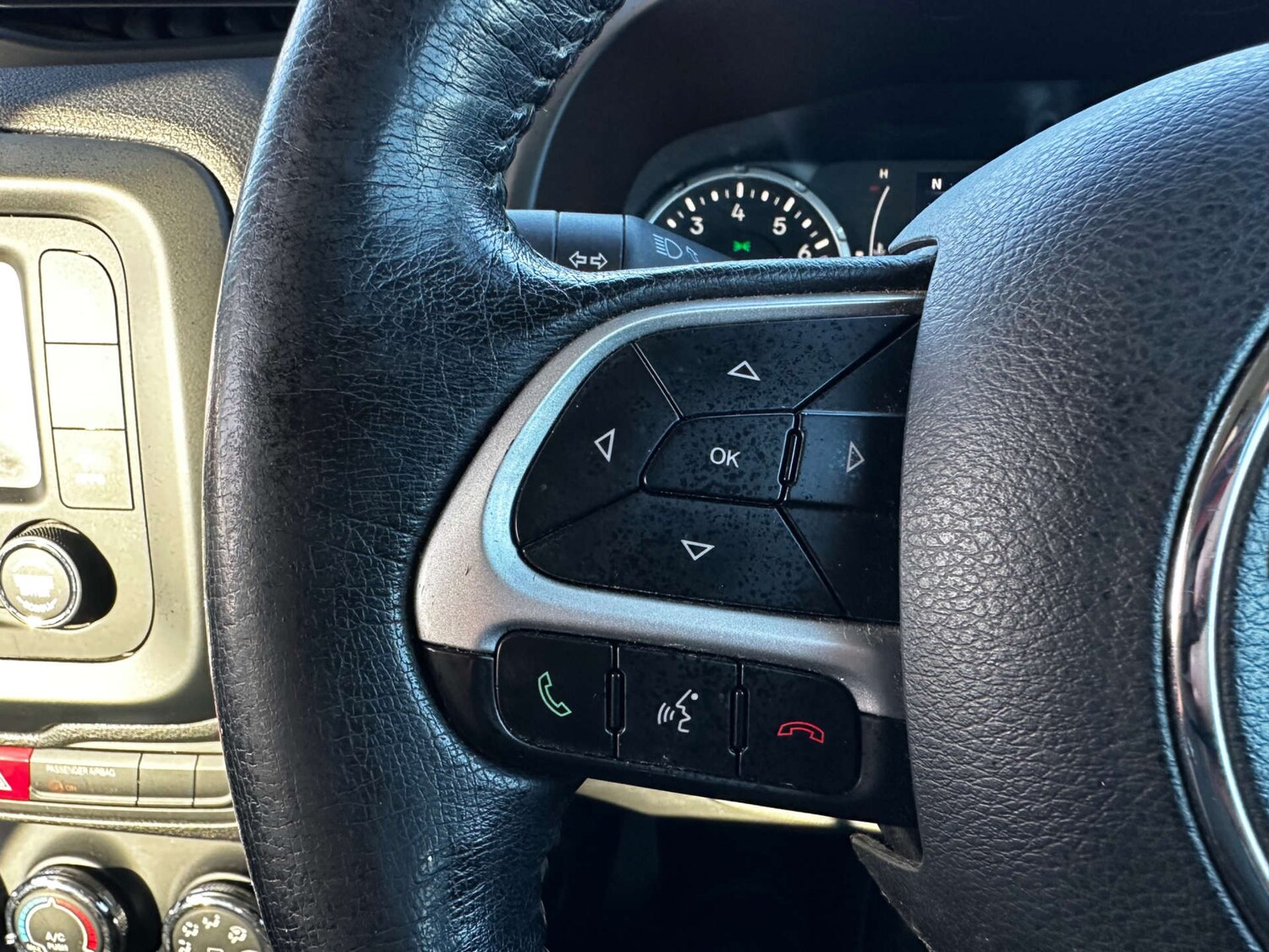 Used Jeep Renegade 2016 for sale - 76696664: Photo 25