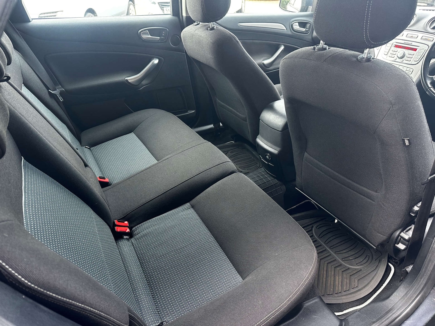 Used Ford Mondeo 2010 for sale - 77529399: Photo 14