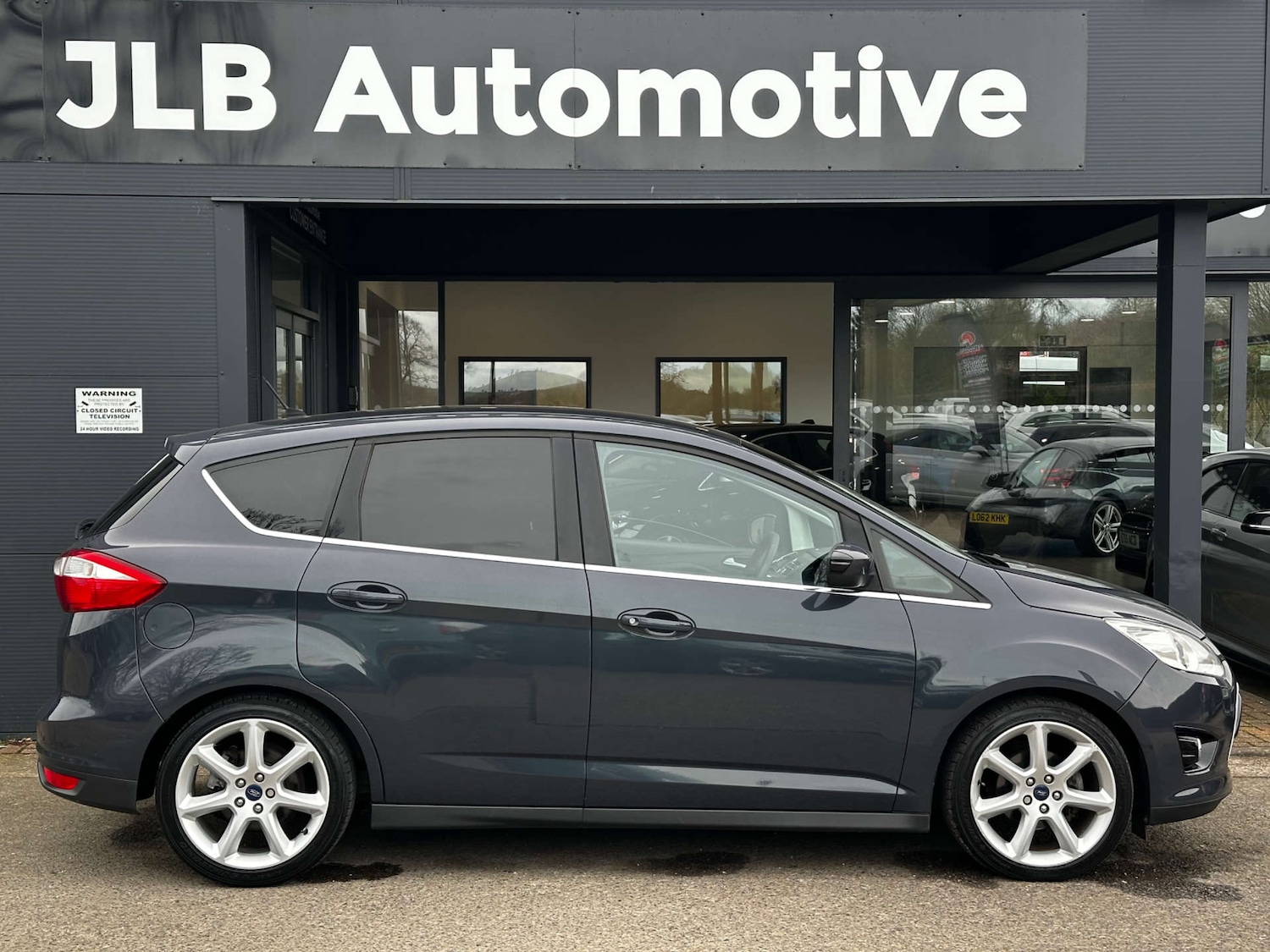 Used Ford C-Max 2013 for sale - 77826637: Photo 6