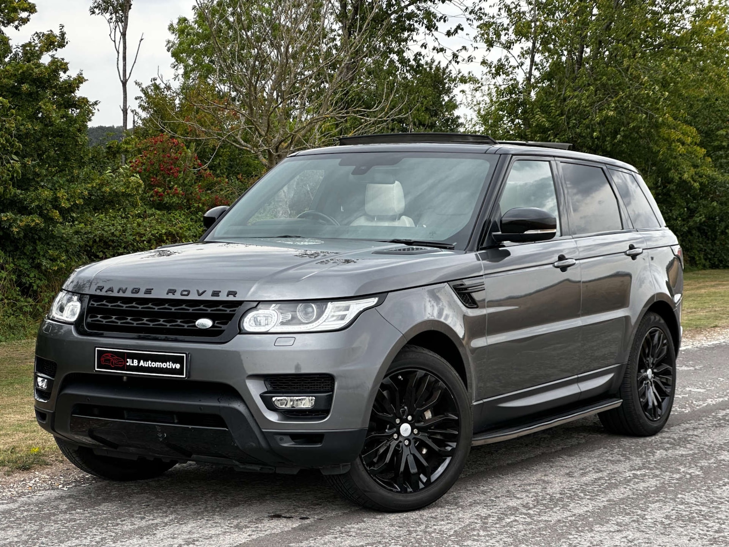 Used Land Rover Range Rover Sport 2014 for sale - 76696654: Photo 1