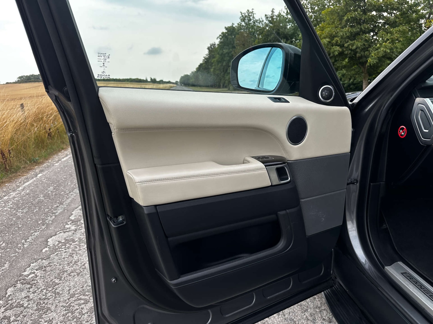 Used Land Rover Range Rover Sport 2014 for sale - 76696654: Photo 10