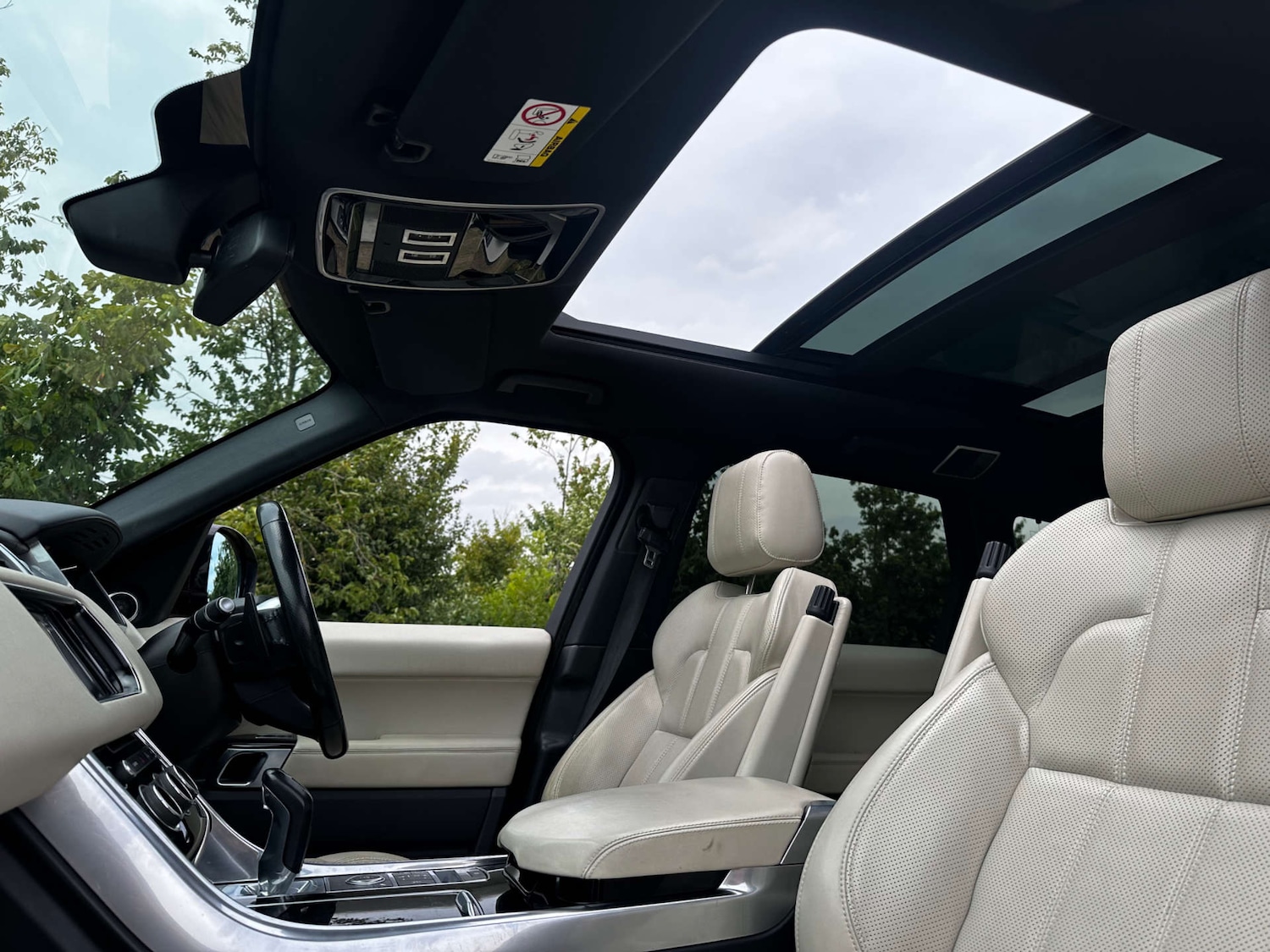 Used Land Rover Range Rover Sport 2014 for sale - 76696654: Photo 9