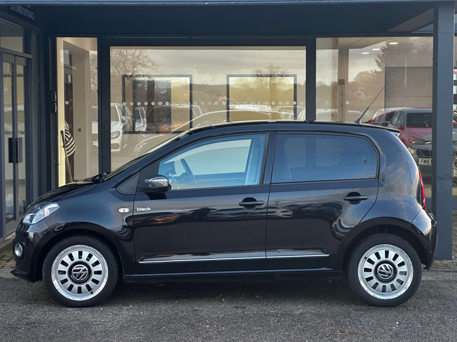 Used Volkswagen up! 2013 for sale - 76942848: Photo 11