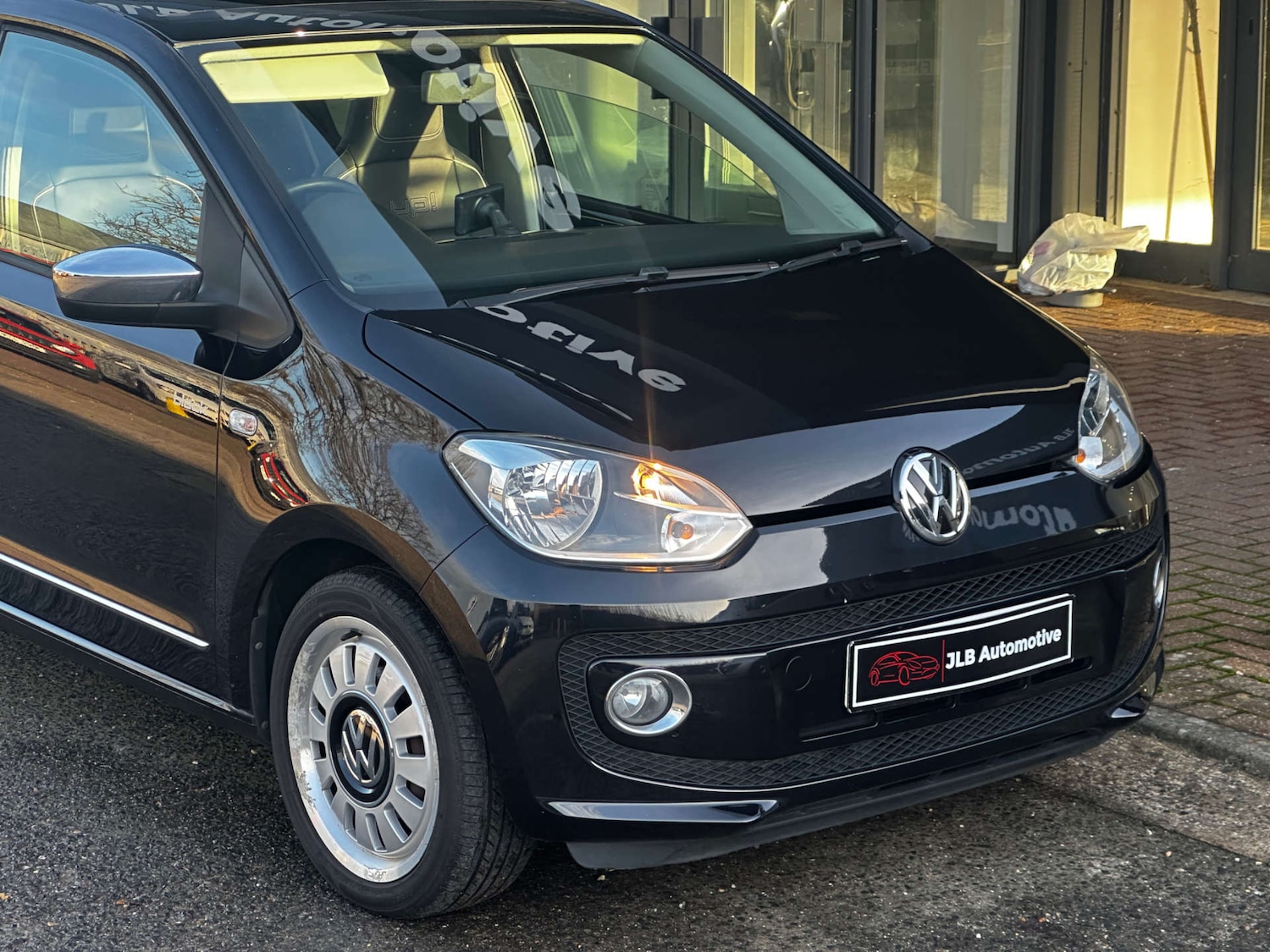 Used Volkswagen up! 2013 for sale - 76942848: Photo 5