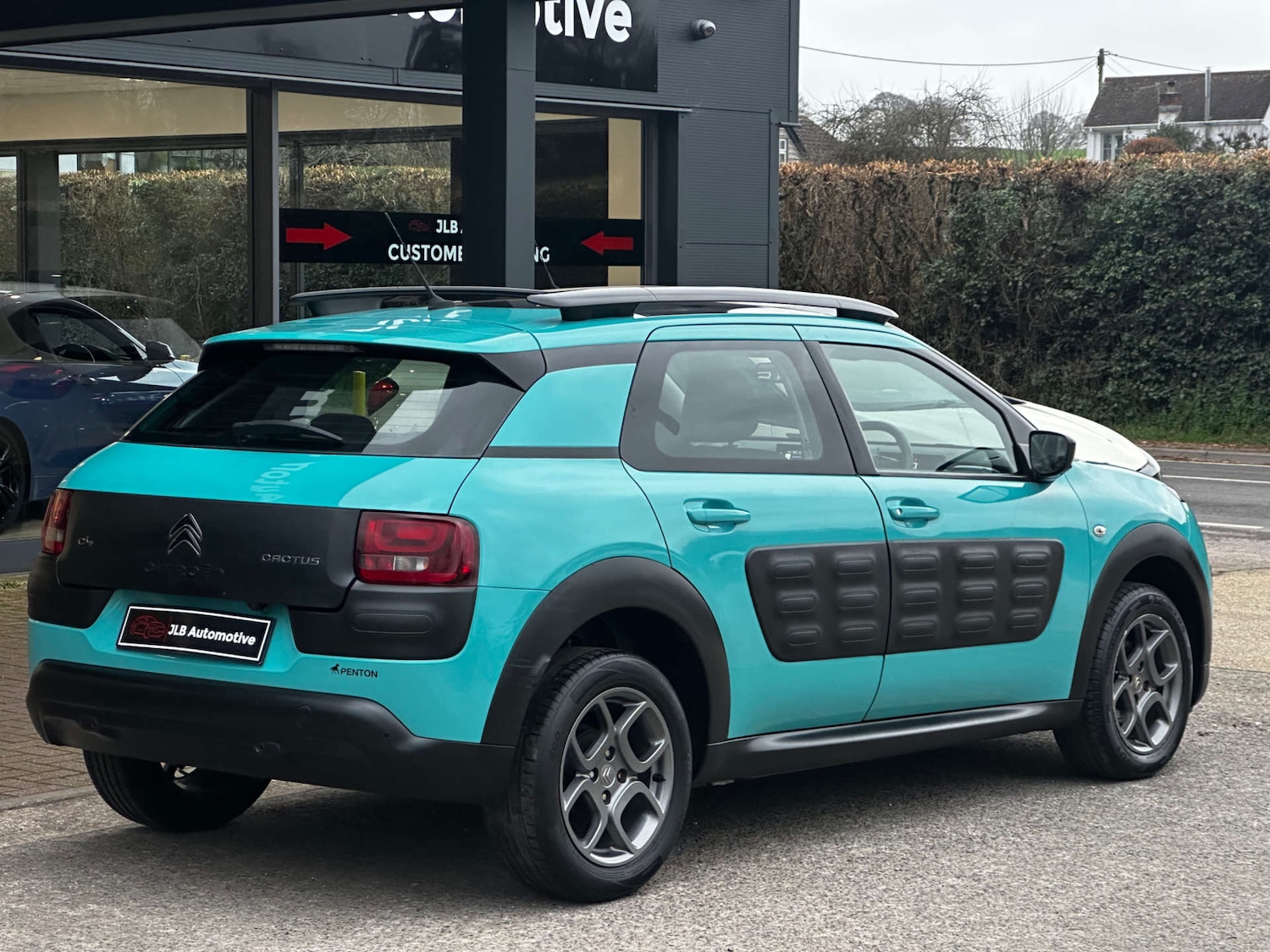 Used Citroen C4 Cactus 2016 for sale - 77736111: Photo 7