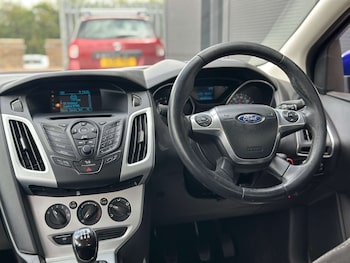 Used Ford Focus 2014 for sale - 79369961: Photo