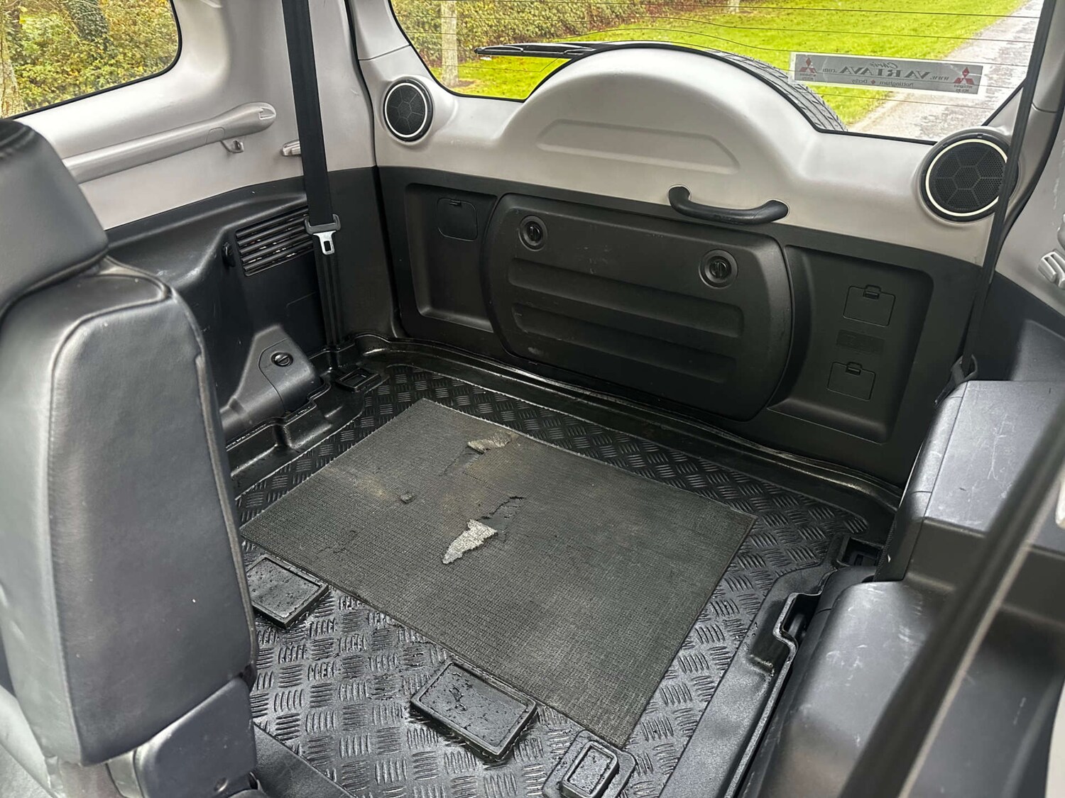 Used Mitsubishi Shogun 2010 for sale - 76696666: Photo 16