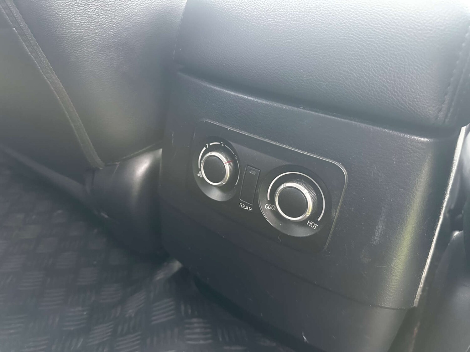 Used Mitsubishi Shogun 2010 for sale - 76696666: Photo 29