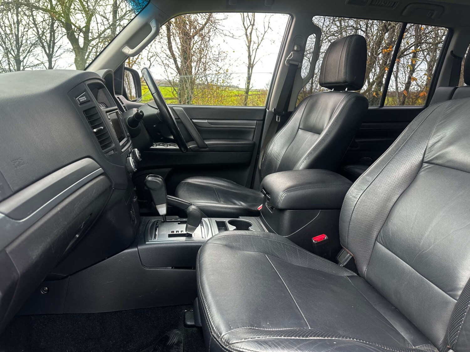 Used Mitsubishi Shogun 2010 for sale - 76696666: Photo 37