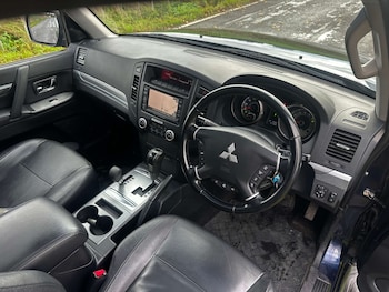 Used Mitsubishi Shogun 2010 for sale - 76696666: Photo