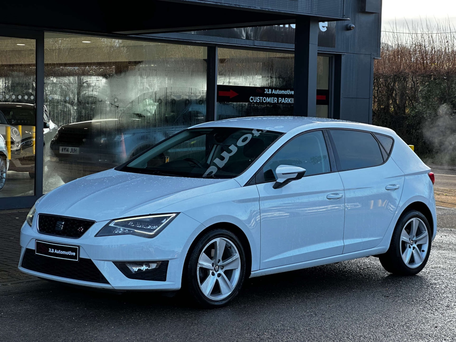 Used SEAT Leon 2017 for sale - 77209988: Photo 2
