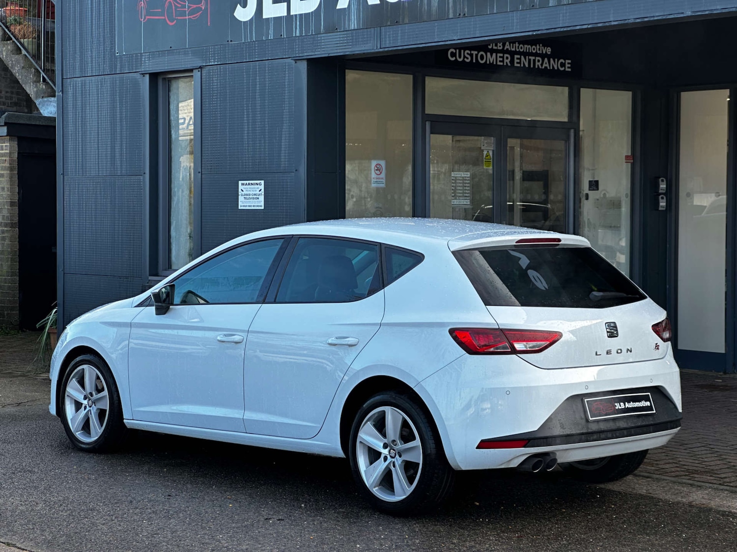 Used SEAT Leon 2017 for sale - 77209988: Photo 9