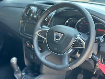 Used Dacia Sandero 2019 for sale - 79523066: Photo