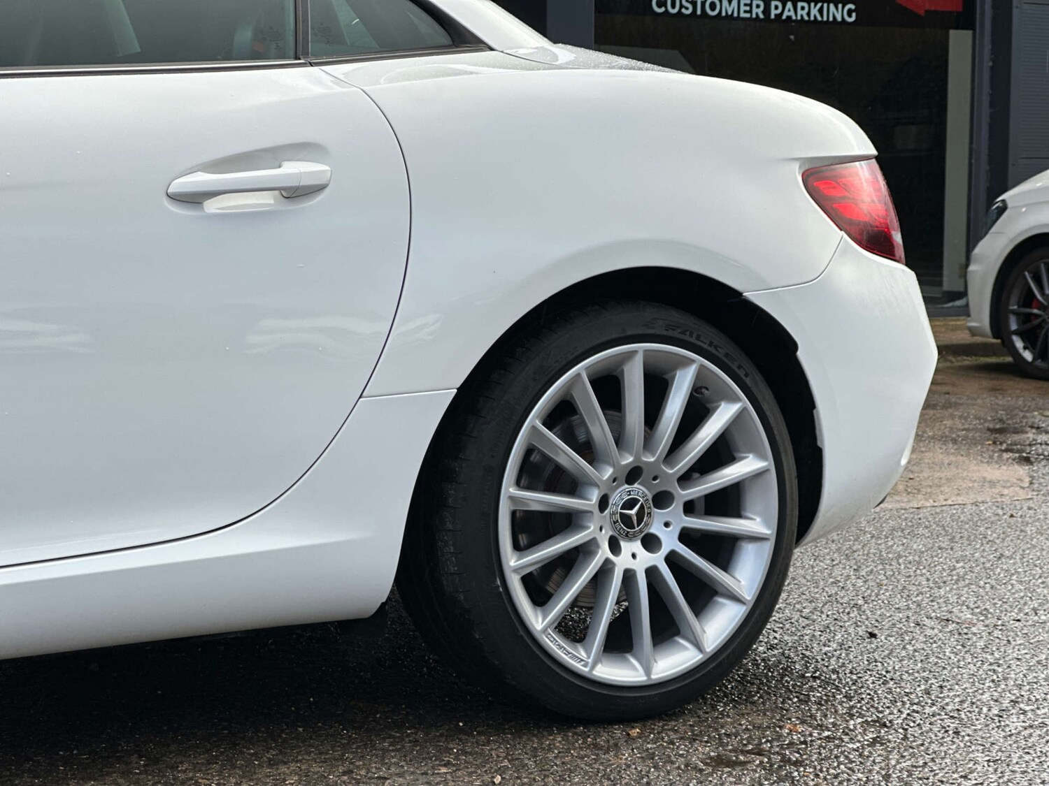 Used Mercedes-Benz SLC 2017 for sale - 77173431: Photo 25