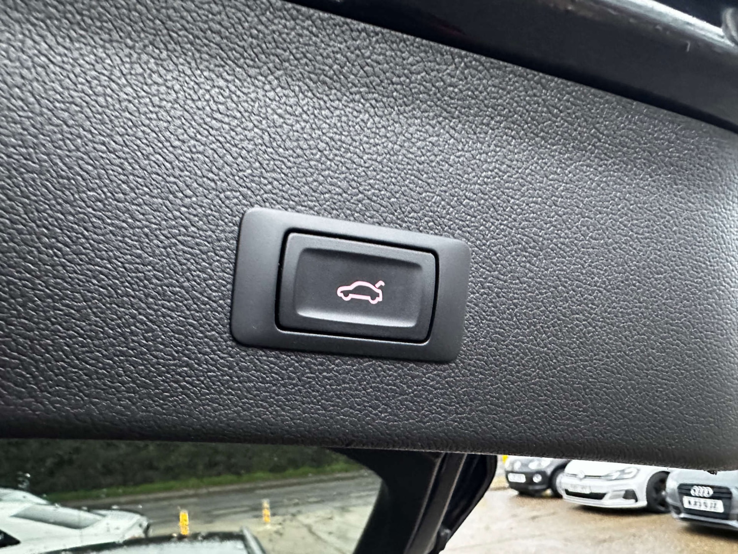 Used Audi A4 2015 for sale - 76914445: Photo 25