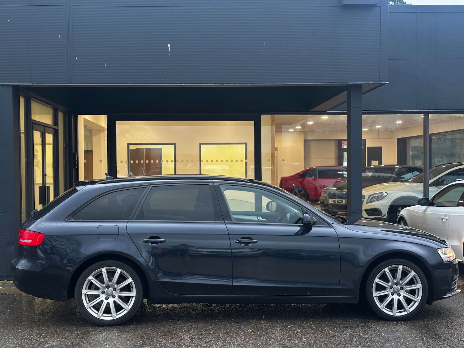 Used Audi A4 2015 for sale - 76914445: Photo 5