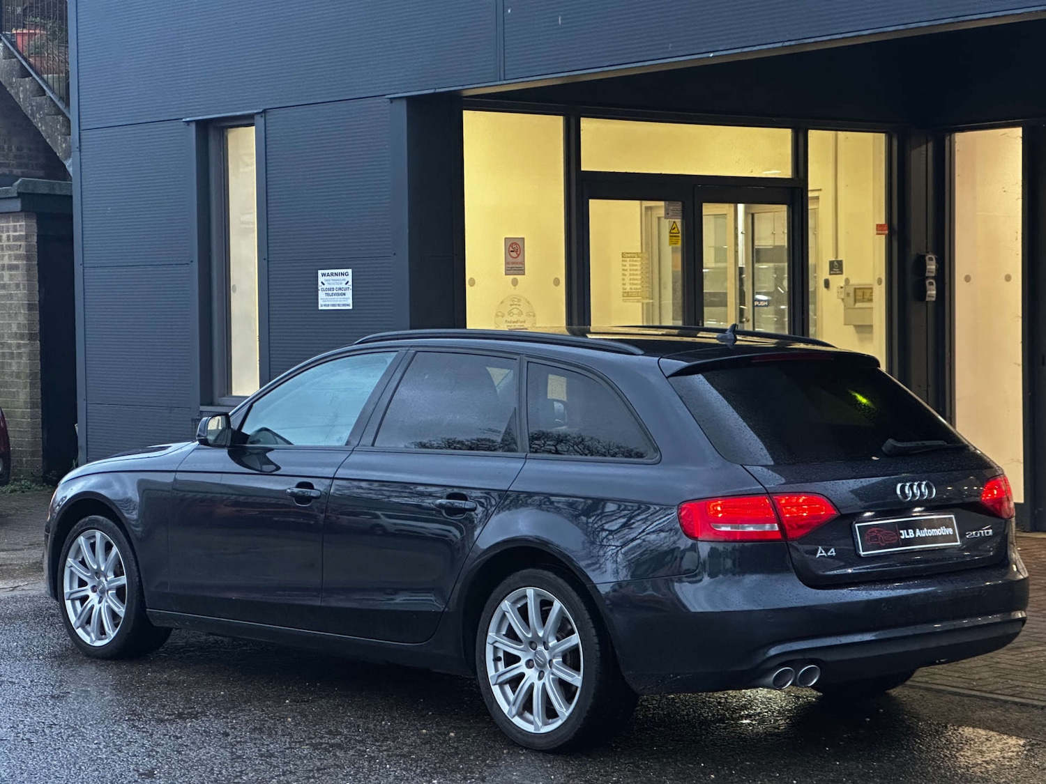 Used Audi A4 2015 for sale - 76914445: Photo 9