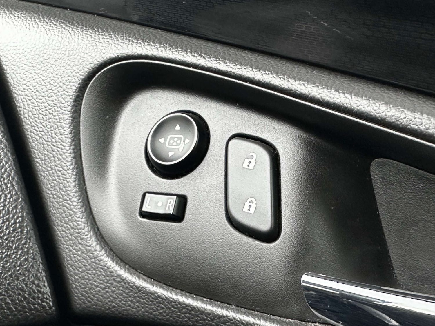 Used Vauxhall Insignia 2014 for sale - 77946357: Photo 16