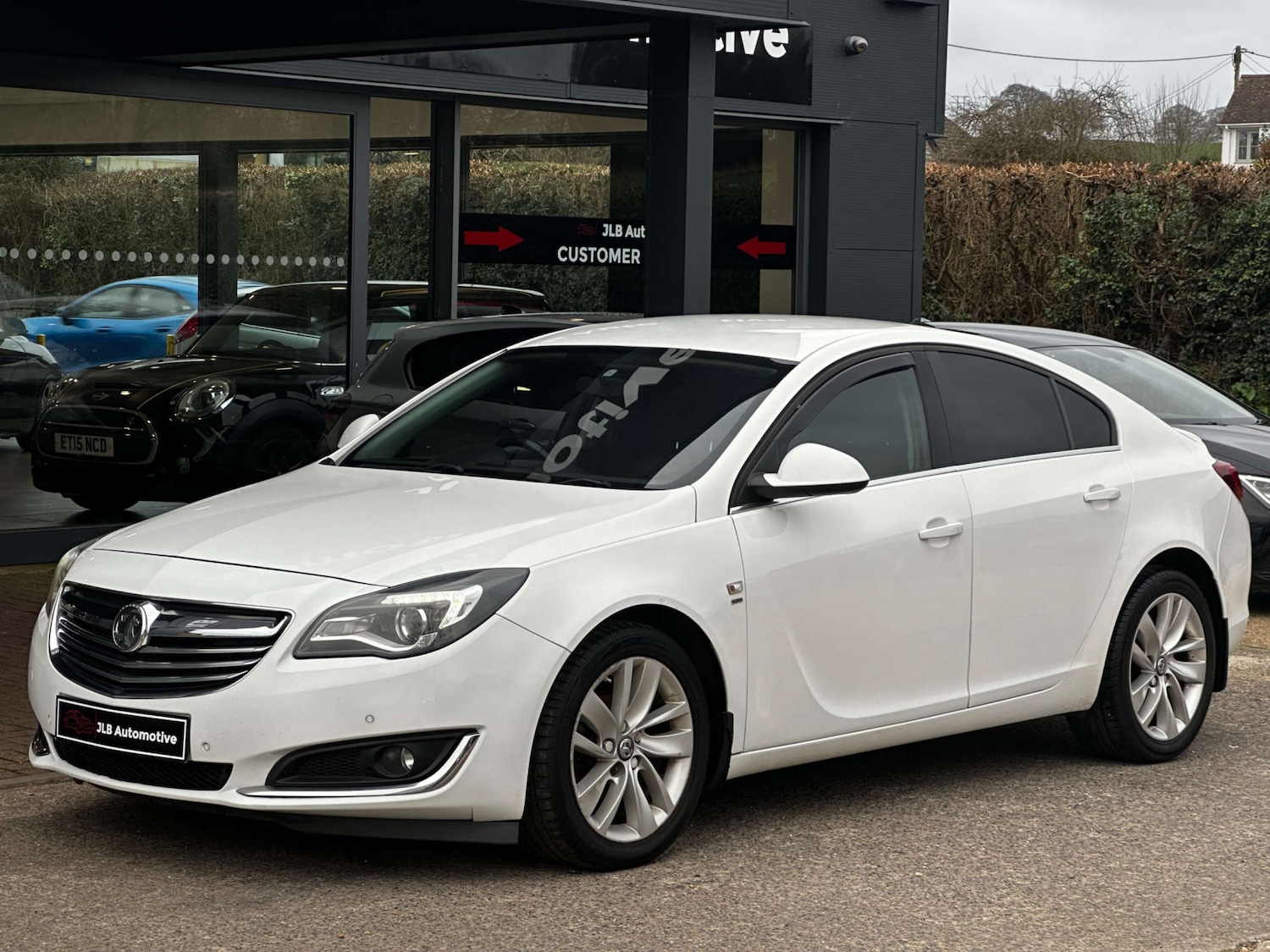 Used Vauxhall Insignia 2014 for sale - 77946357: Photo 3