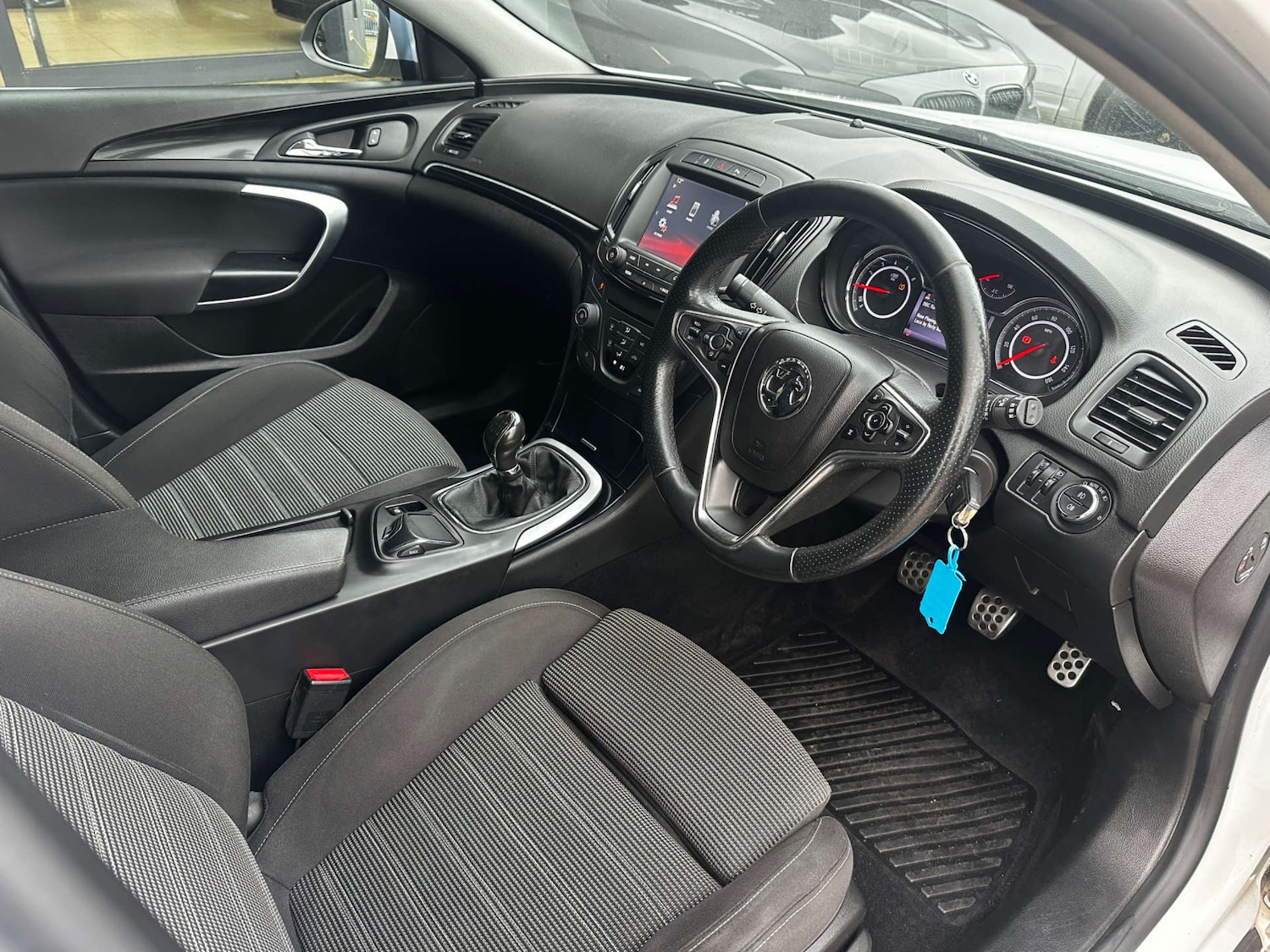 Used Vauxhall Insignia 2014 for sale - 77946357: Photo 4