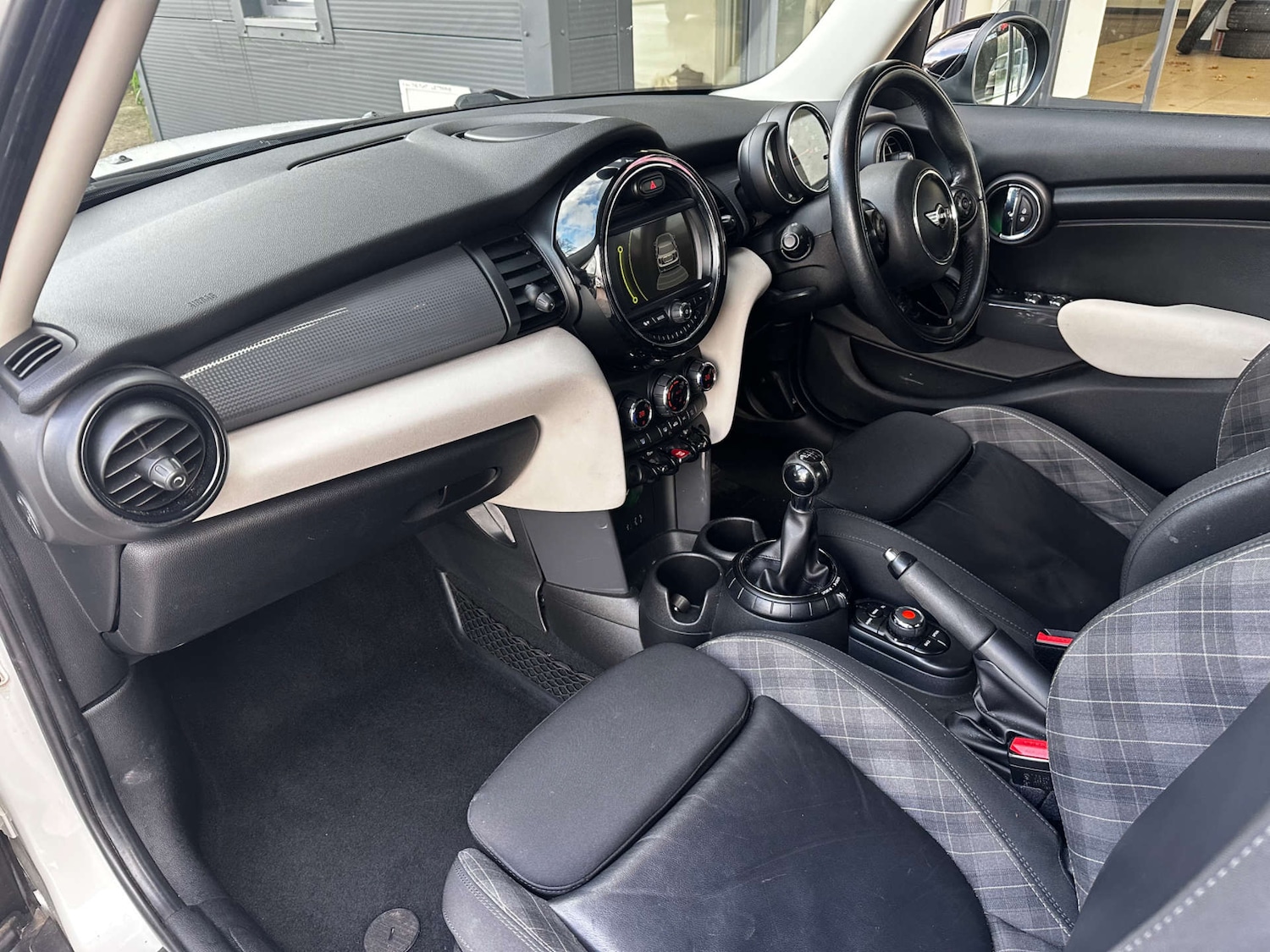 Used MINI Hatch 2017 for sale - 77209986: Photo 14