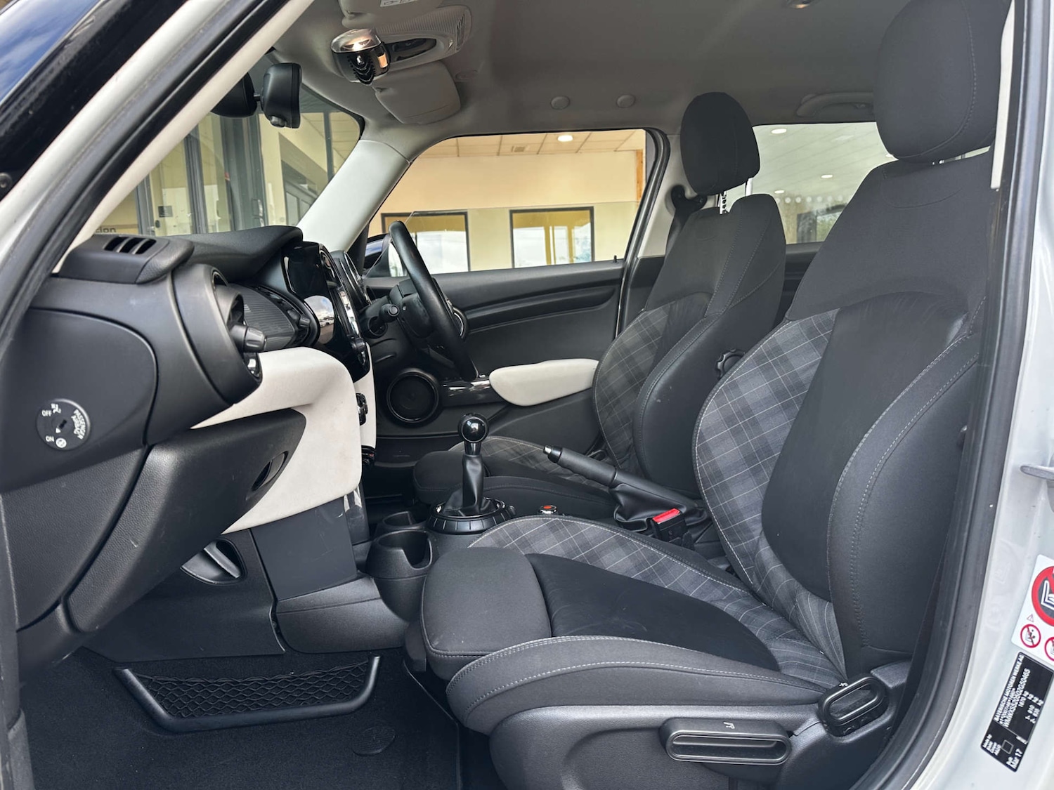 Used MINI Hatch 2017 for sale - 77209986: Photo 17