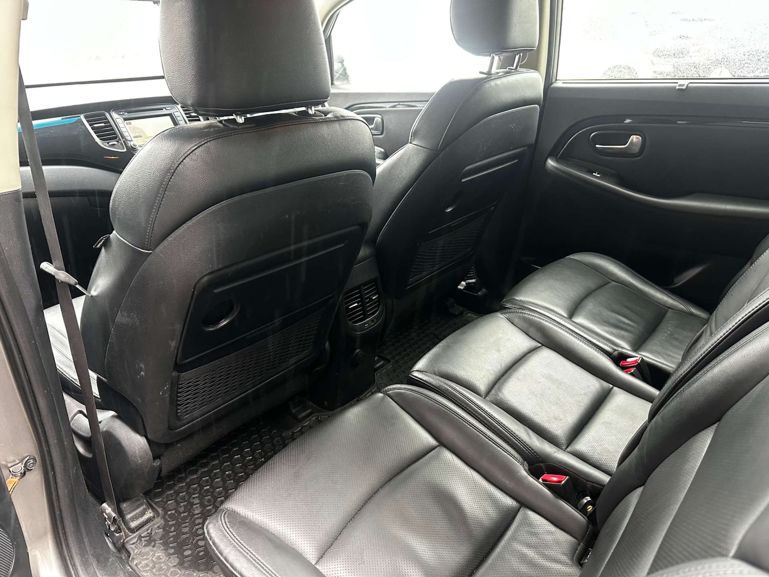 Used Kia Carens 2015 for sale - 77523403: Photo 9