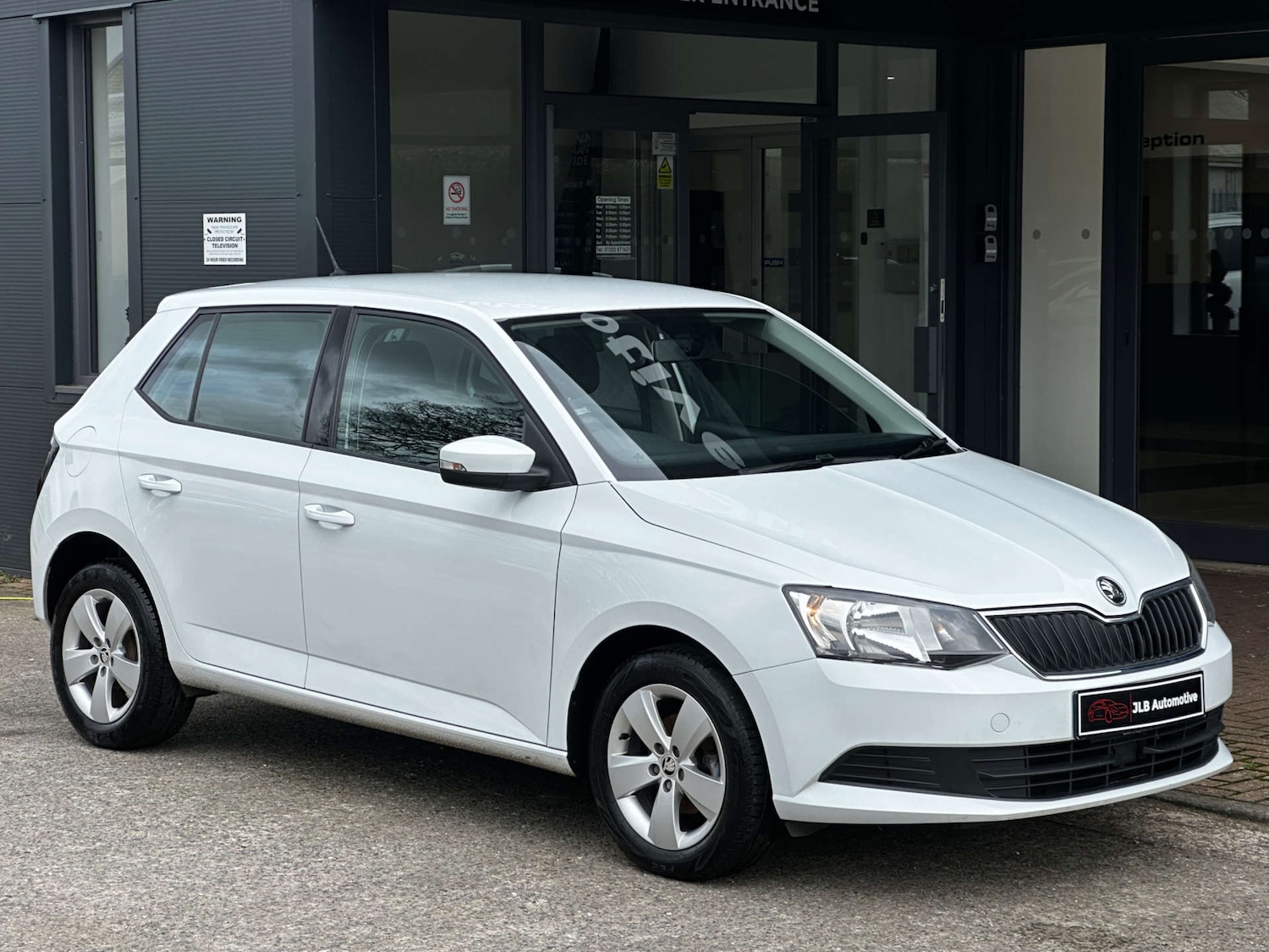 Used Skoda Fabia 2018 for sale - 77888886: Photo 2