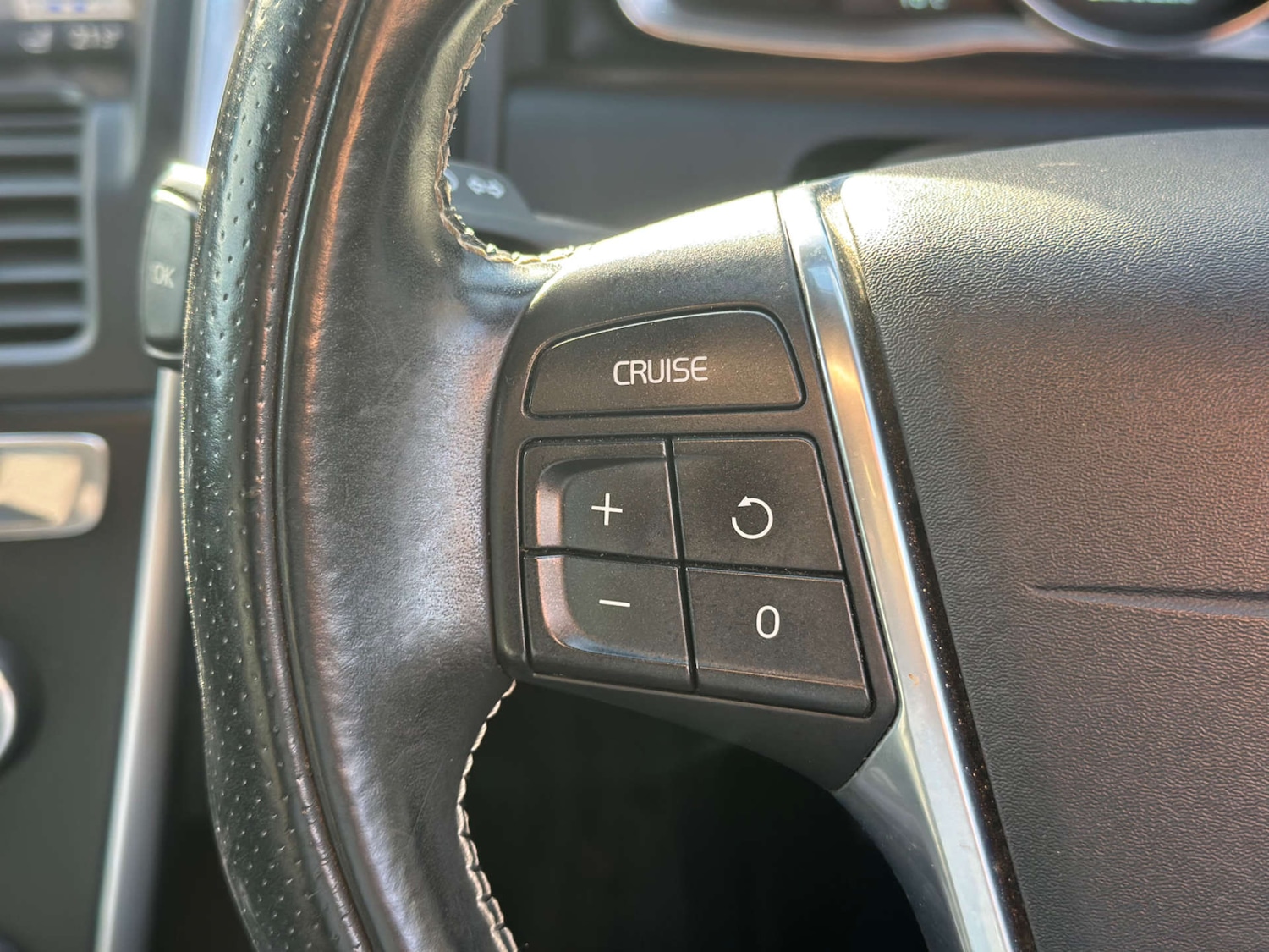 Used Volvo XC60 2013 for sale - 76696673: Photo 18