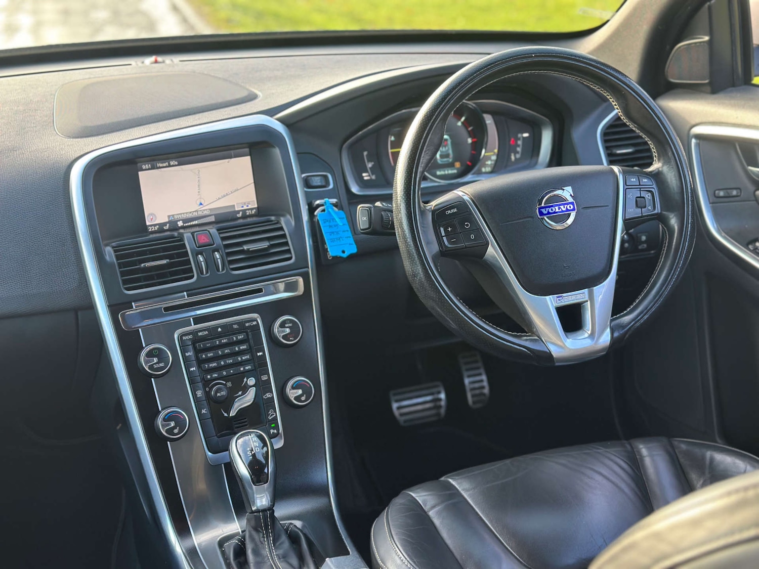 Used Volvo XC60 2013 for sale - 76696673: Photo 3