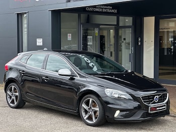 Used Volvo V40 2015 for sale - 78272748: Photo