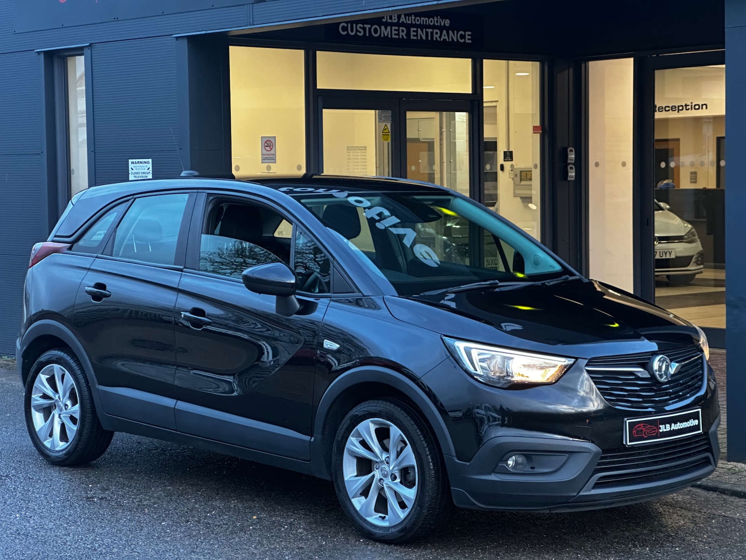 Used Vauxhall Crossland X 2019 for sale - 77228422: Photo 2
