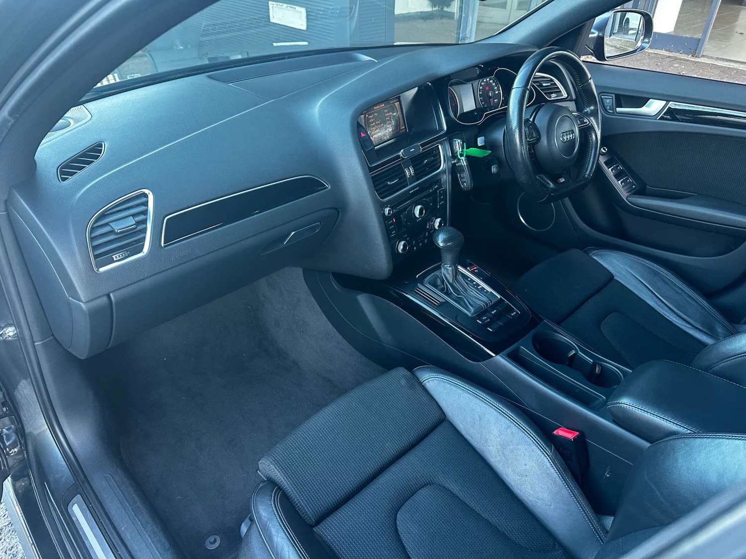 Used Audi A4 2013 for sale - 76830076: Photo 22