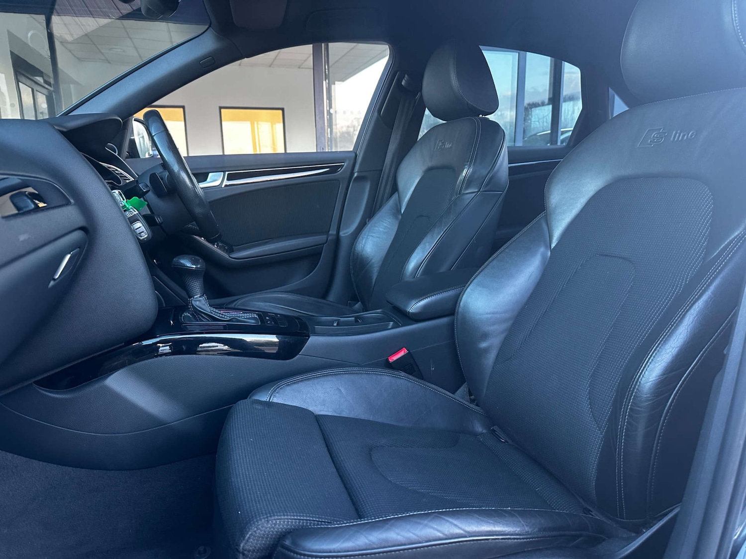 Used Audi A4 2013 for sale - 76830076: Photo 23