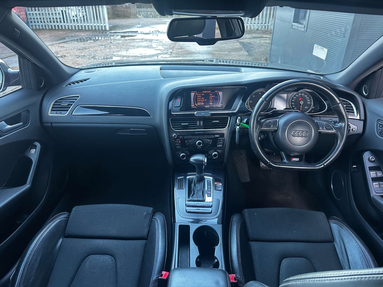 Used Audi A4 2013 for sale - 76830076: Photo 3