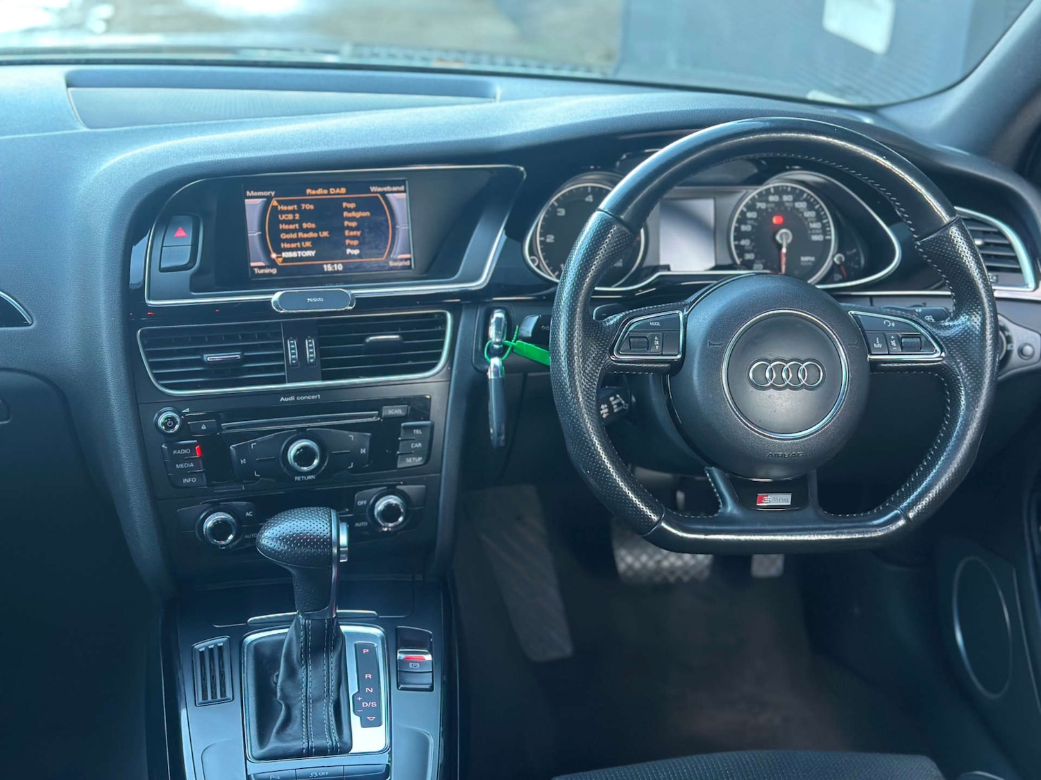 Used Audi A4 2013 for sale - 76830076: Photo 6