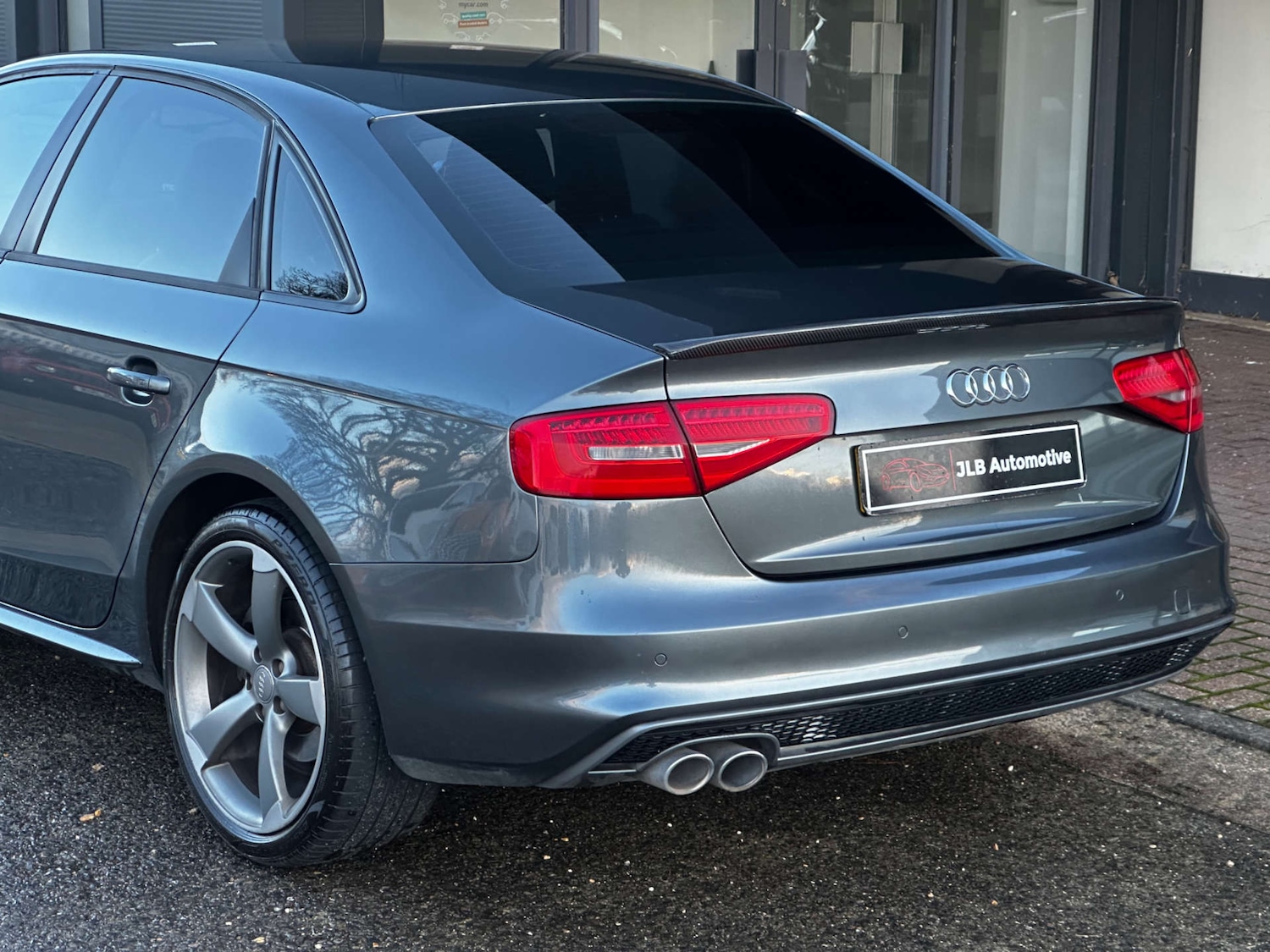 Used Audi A4 2013 for sale - 76830076: Photo 9