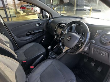 Used Renault Captur 2016 for sale - 77673740: Photo