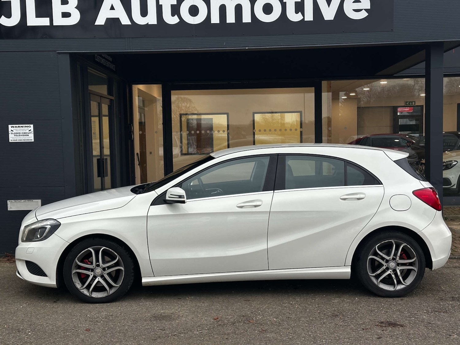Used Mercedes-Benz A-Class 2013 for sale - 76951446: Photo 11