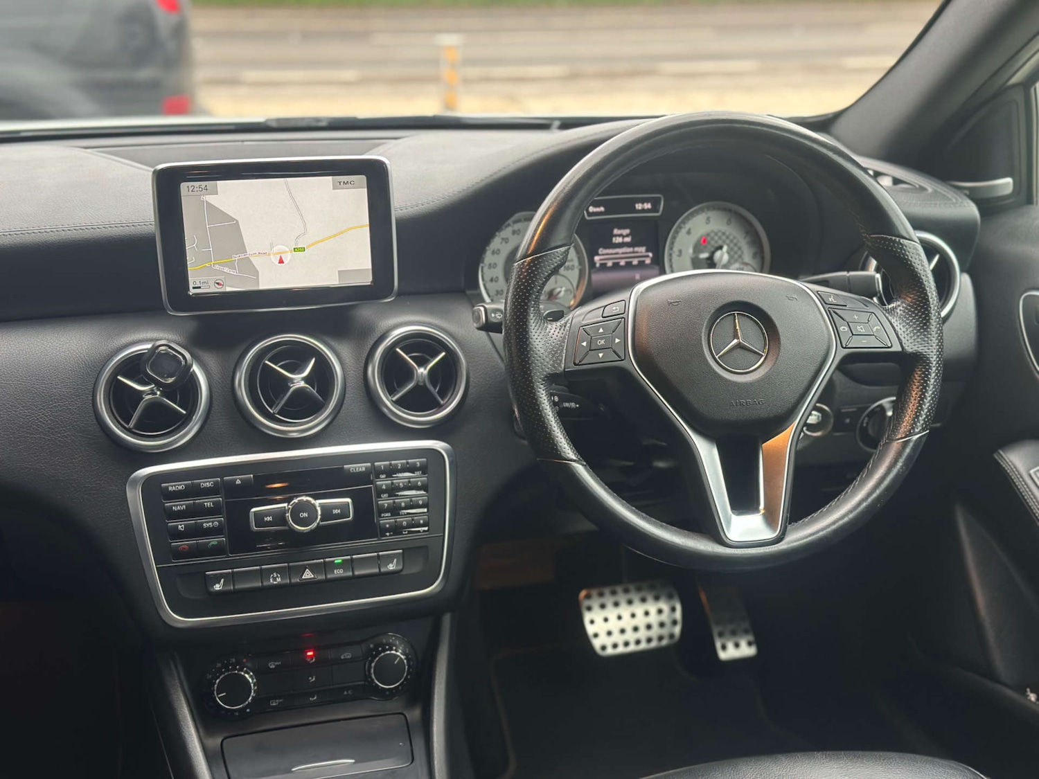 Used Mercedes-Benz A-Class 2013 for sale - 76951446: Photo 4