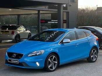 Used Volvo V40 2014 for sale - 77547647: Photo