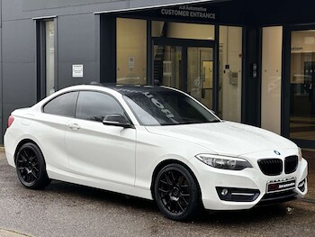 Used BMW 2 Series 2014 for sale - 77888797: Photo