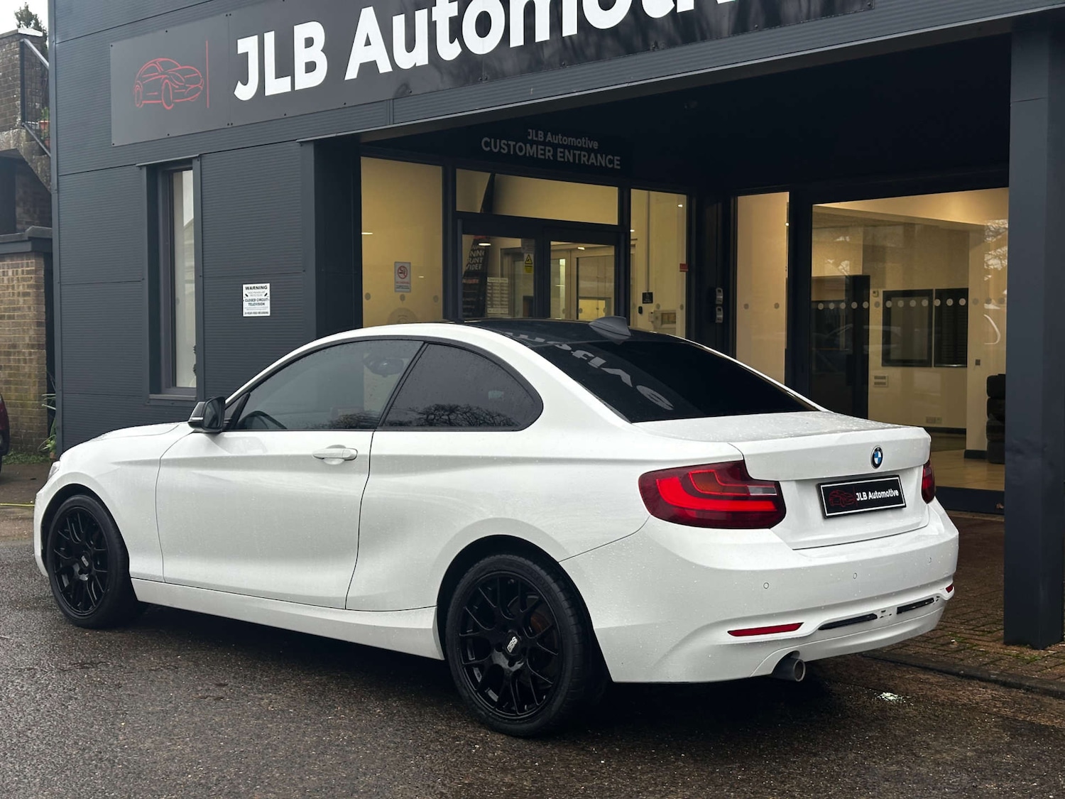 Used BMW 2 Series 2014 for sale - 77888797: Photo 5