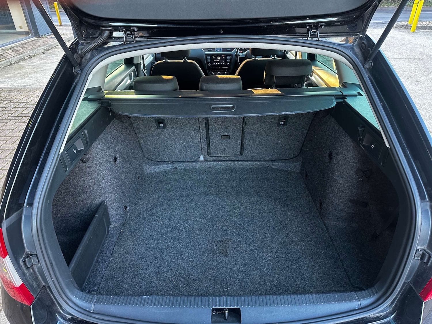 Used Skoda Octavia 2014 for sale - 77107222: Photo 8