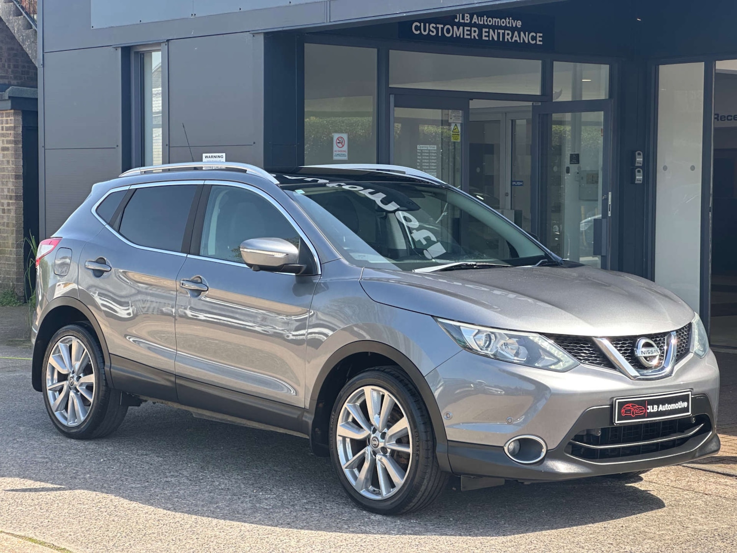 Used Nissan Qashqai 2014 for sale - 78167945: Photo 2