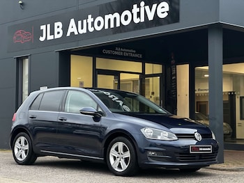 Used Volkswagen Golf 2015 for sale - 77745587: Photo